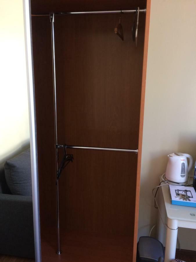 Room In The Guest House Oldenburg Bagian luar foto
